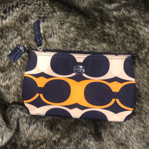 Coach Signature Travel Cosmetic Makeup Bag - Picture 8 of 10